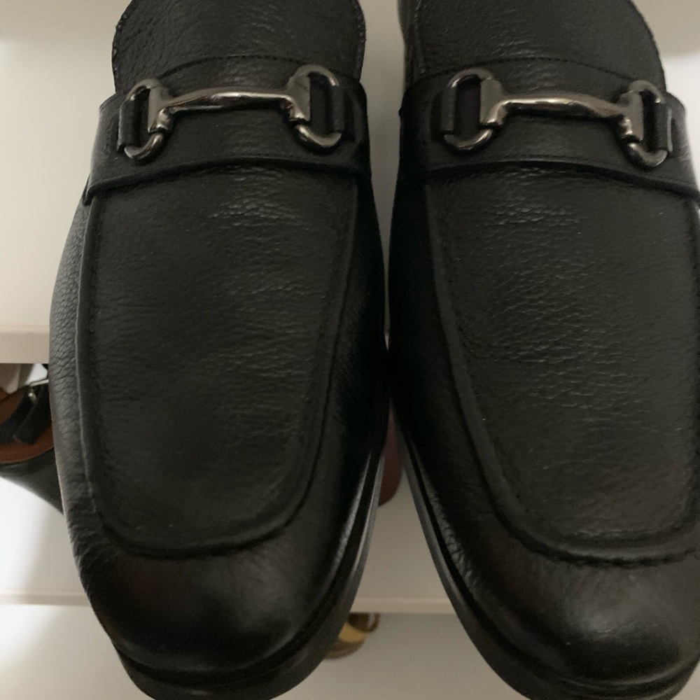 Dress shoes